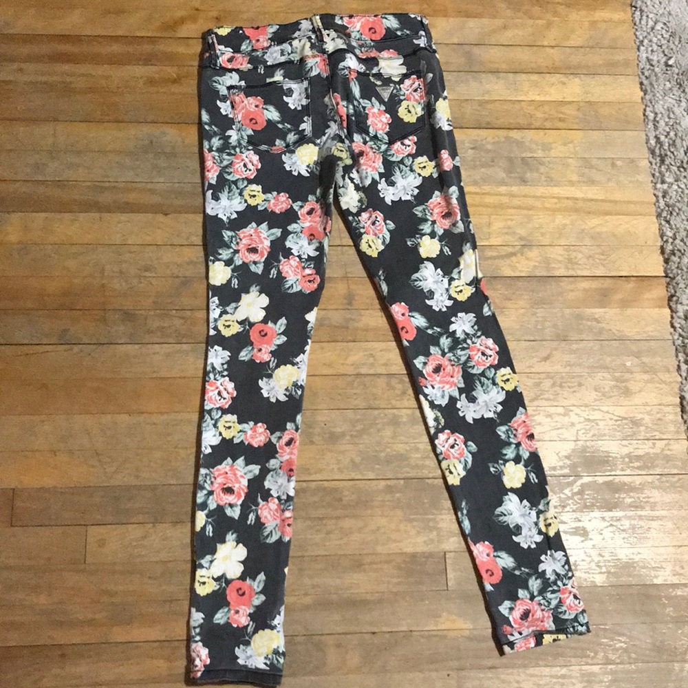 Jeans - Picture 2 of 3